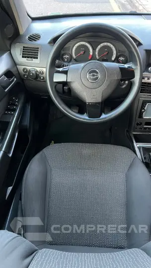 VECTRA 2.0 MPFI Elegance 8V