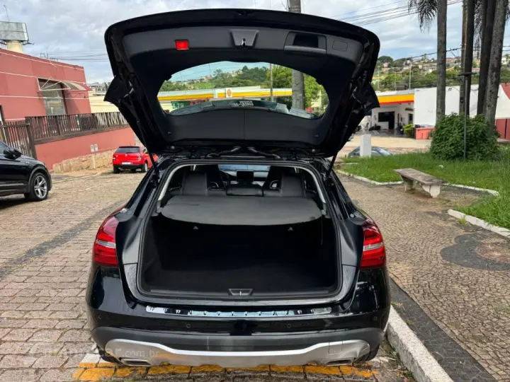 GLA 200 Advance 1.6/1.6 TB 16V Flex Aut.