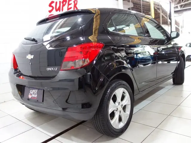 ONIX - 1.4 MPFI LT 8V 4P MANUAL