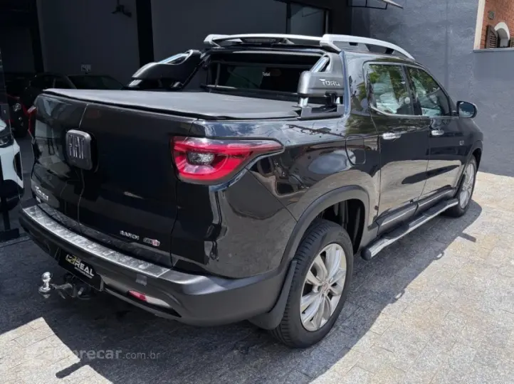 TORO 2.0 16V Turbo Ranch 4WD AT9