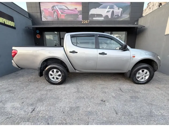 L200 TRITON 3.2 GLS 4X4 CD 16V TURBO INTERCOLER DIESEL 4P MA