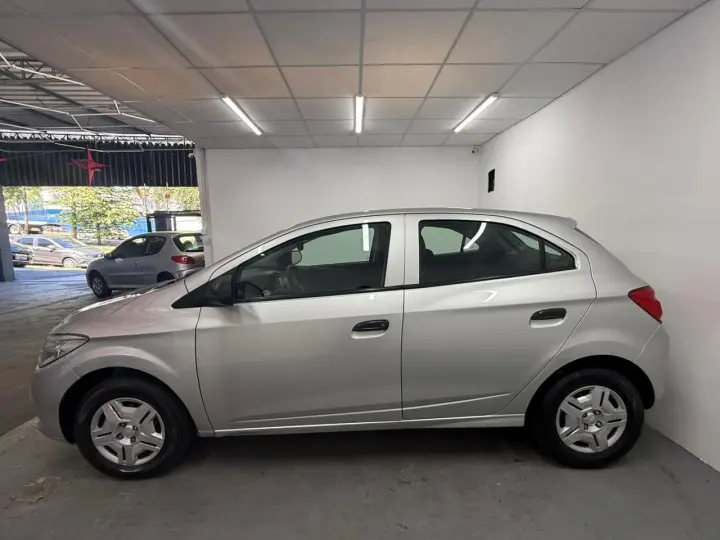 ONIX HATCH LS 1.0 8V FlexPower 5p Mec.