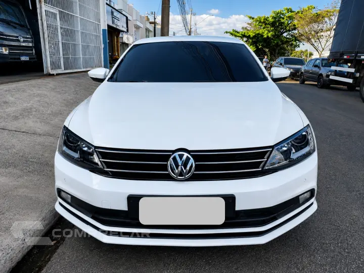 JETTA Highline 2.0 TSI 16V 4p Tiptronic