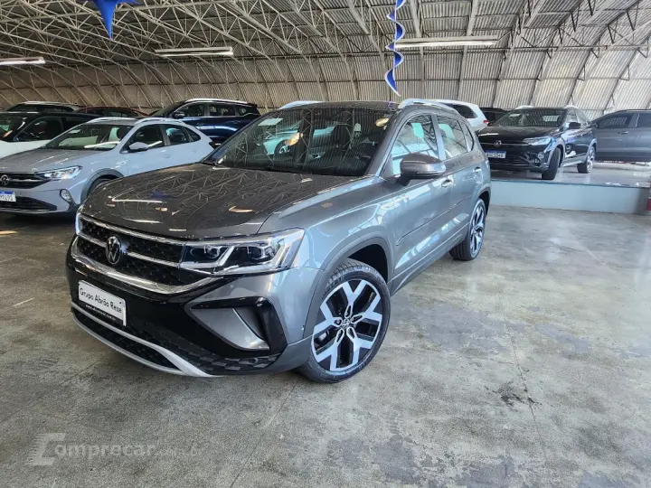 TAOS 1.4 250 TSI TOTAL FLEX HIGHLINE AUTOMÁTICO