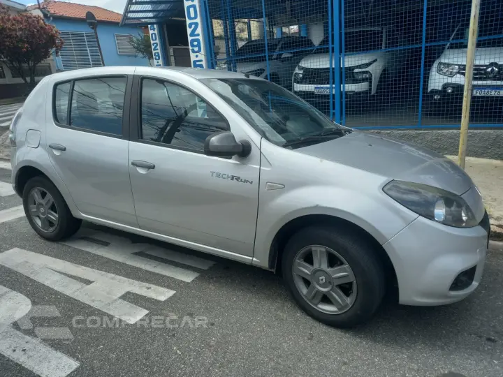 Sandero 1.0