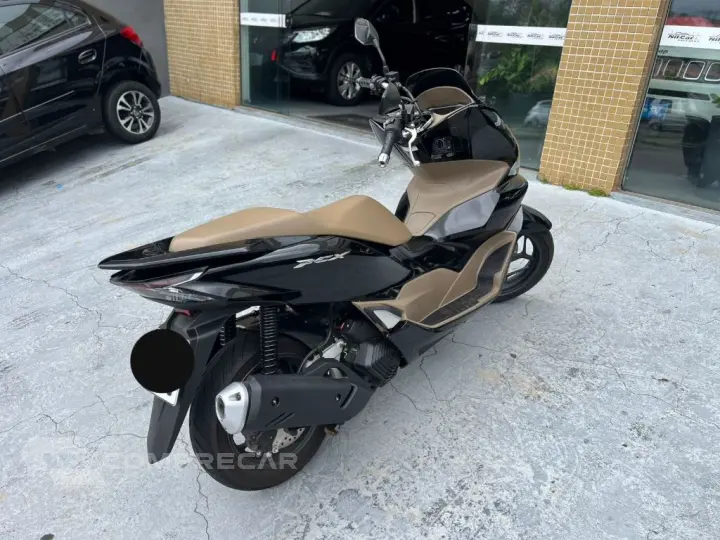 PCX 160 DLX