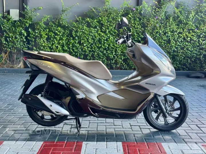 PCX 150 DLX ABS
