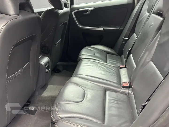XC60 2.0 T5 DYNAMIC FWD TURBO GASOLINA 4P AUTOMÁTICO