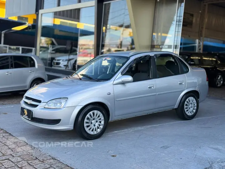 CLASSIC 1.0 MPFI LS 8V FLEX 4P MANUAL
