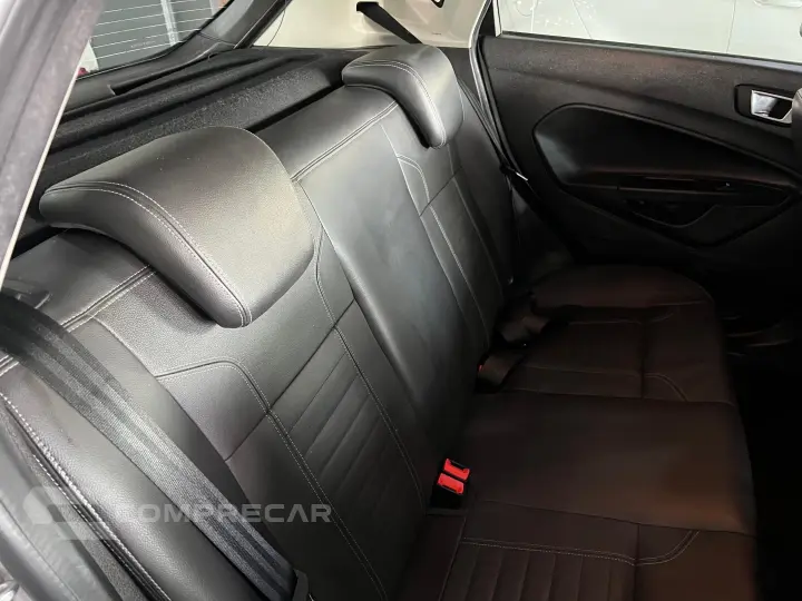 FIESTA 1.6 TITANIUM HATCH 16V FLEX 4P MANUAL