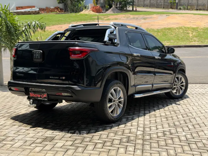 TORO 2.0 16V Turbo Volcano 4WD AT9