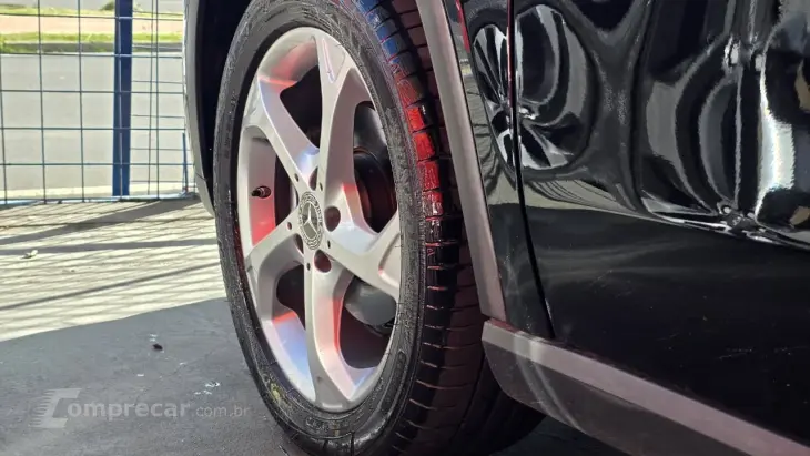 GLA 200 Advance 1.6/1.6 TB 16V Flex Aut.