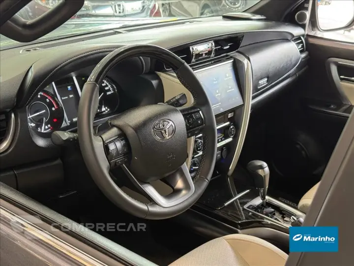 HILUX SW4 2.8 D-4D TURBO DIESEL DIAMOND 7L 4X4 AU