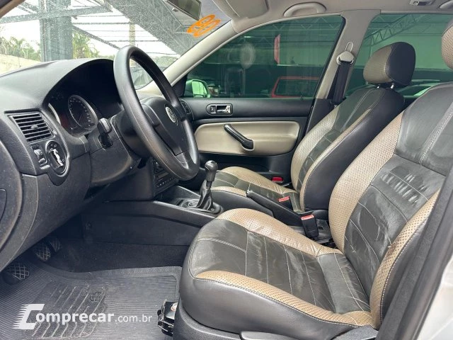 GOLF - 1.6 MI SPORTLINE 8V 4P MANUAL