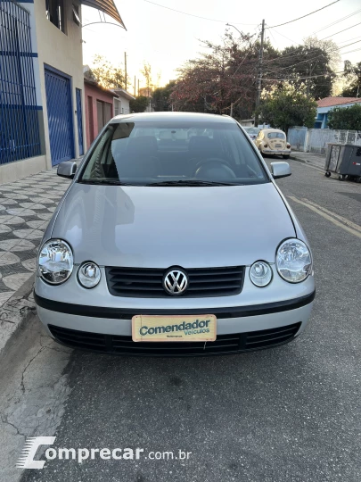 POLO SEDAN 1.6 8V