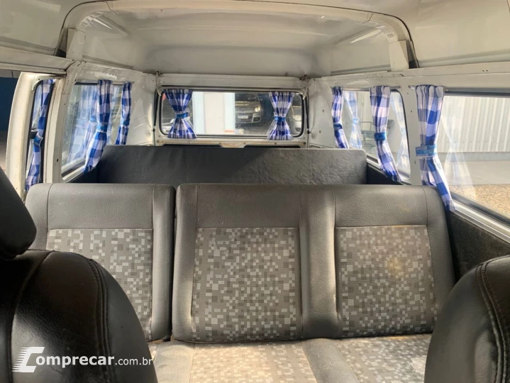 Kombi 1.4 FLEX STD 9 LUGARES