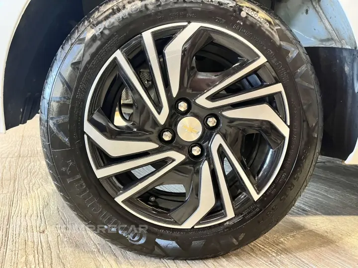 Onix Hatch 1.0 12V 4P FLEX LT TURBO