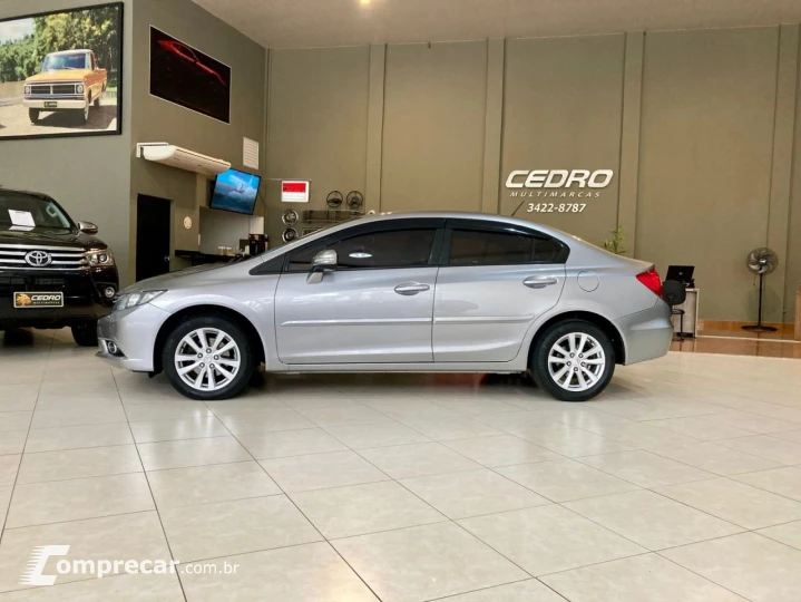 Civic 2.0 16V 4P FLEX LXR AUTOMÁTICO
