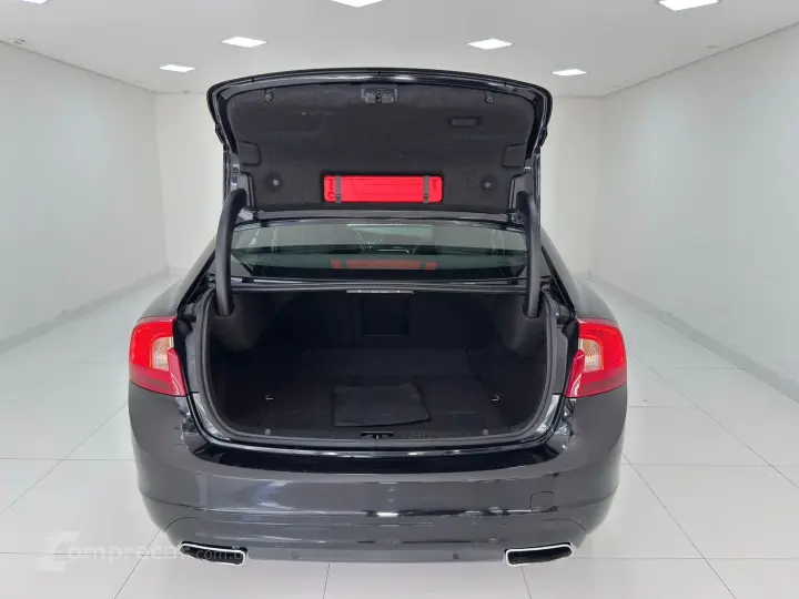 S60 2.0 T5 Momentum 16V Turbo