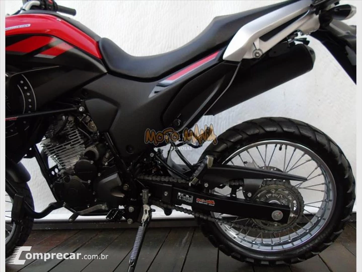 XTZ 250 LANDER