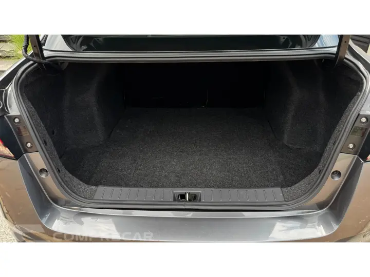 VERSA 1.6 16V FLEX EXCLUSIVE XTRONIC