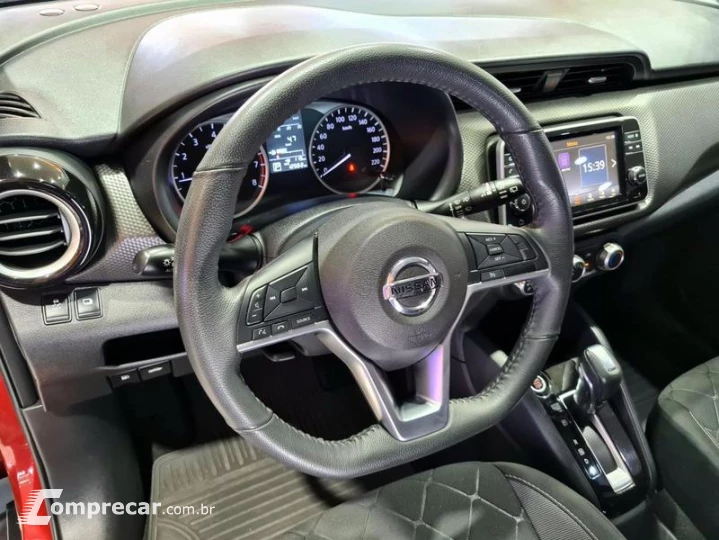 KICKS SV CVT