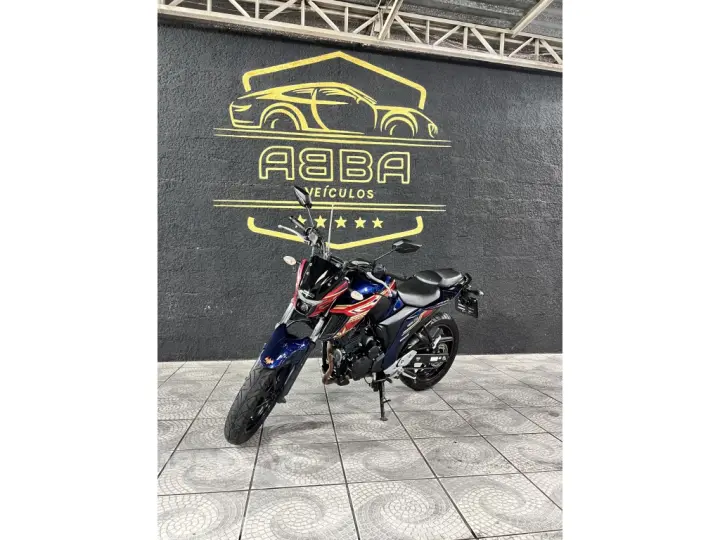 FZ25 250 FAZER CAPITÃ MARVEL FLEX