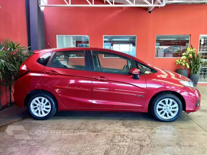 FIT 1.5 LX 16V FLEX 4P AUTOMÁTICO