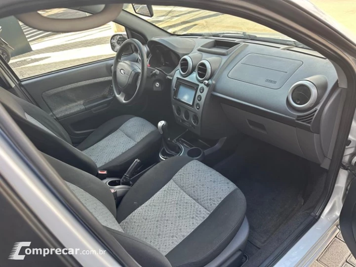 FIESTA 1.0 MPI Hatch 8V