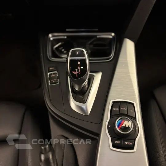 320i Active