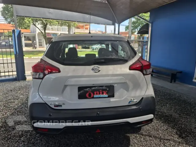 KICKS - 1.6 16V SL 4P XTRONIC