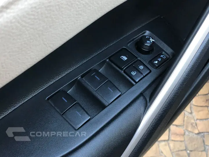 Corolla Cross 1.8 Vvt-I Hybrid Flex Xrx Cvt