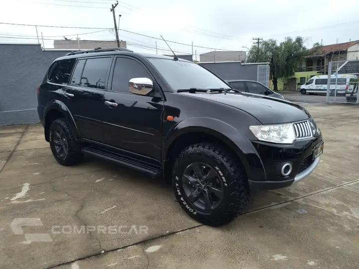 PAJERO DAKAR 3.2 HPE 4X4 7 Lugares 16V Turbo Intercooler