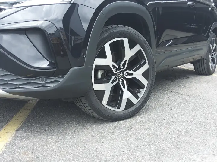 TAOS 1.4 250 TSI TOTAL FLEX HIGHLINE AUTOMÁTICO