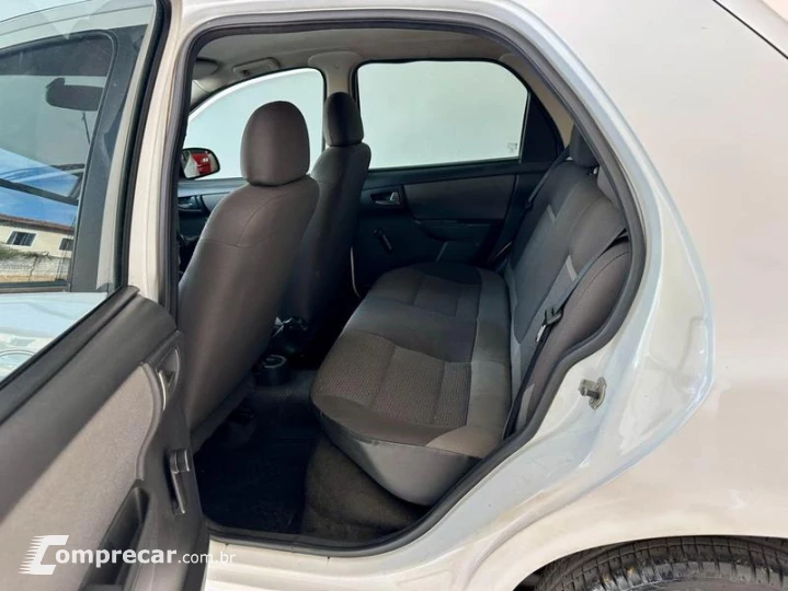 CELTA 1.0 MPFI LT 8V