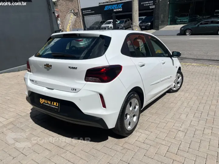 ONIX HATCH LTZ 1.0 12V TB Flex 5p Mec.