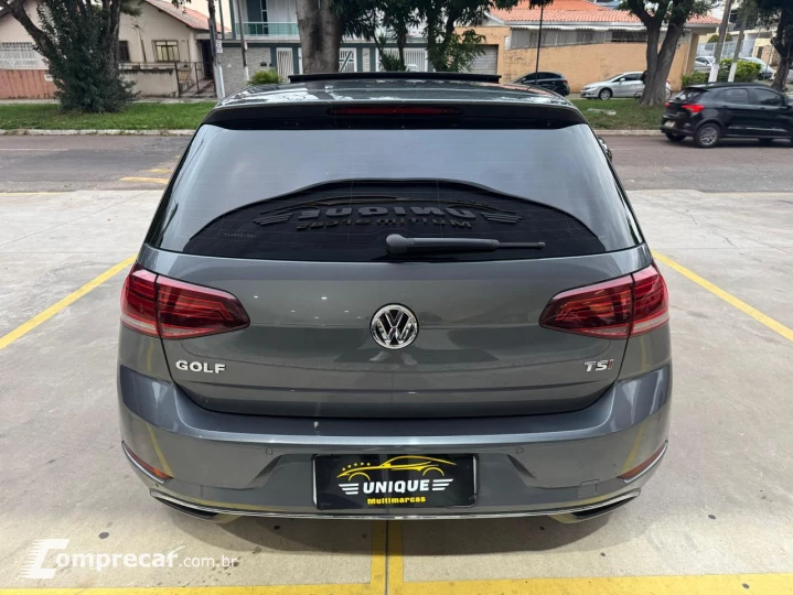 Golf Comfort. 200 TSI 1.0 Flex 12V Aut.