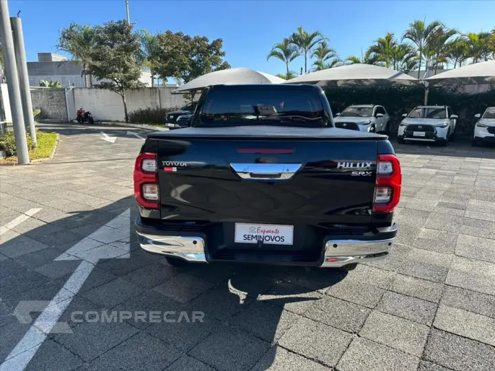 HILUX 2.8 D-4D TURBO DIESEL CD SRX 4X4 AUTOMÁTICO