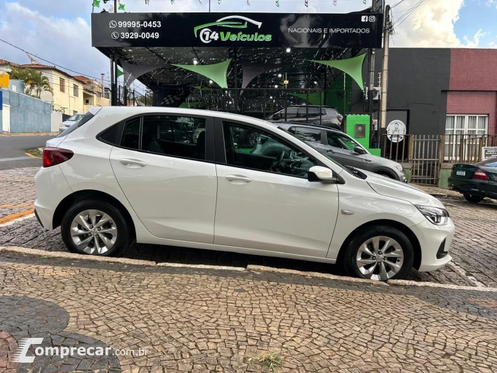 ONIX HATCH LT 1.0 12V Flex 5p Mec.