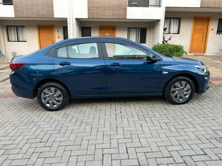 ONIX 1.0 Turbo Plus LT