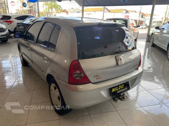 CLIO 1.0 Authentique 8V