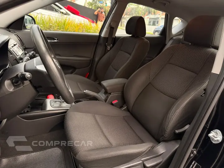 i30 2.0 16V 145cv 5p Aut.