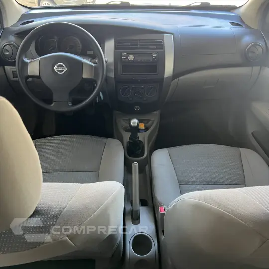 LIVINA 1.6 16V Flex Fuel 5p