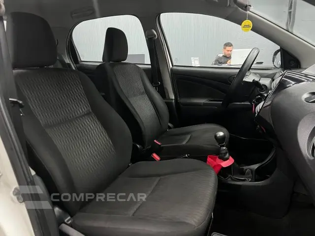 ETIOS HATCH - 1.3 X 16V 4P MANUAL