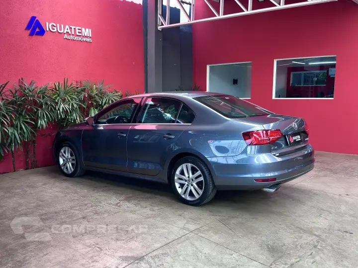 JETTA 2.0 TSI HIGHLINE 211CV GASOLINA 4P TIPTRONIC