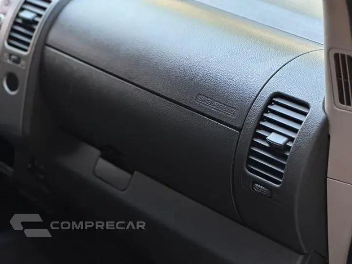FRONTIER LE4X4ATT