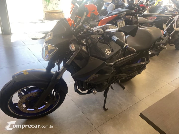 XJ6 N