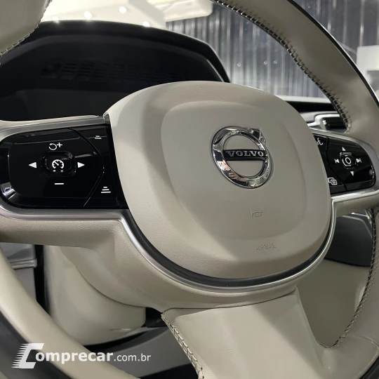 XC90 2.0 T6 Momentum AWD Geartronic