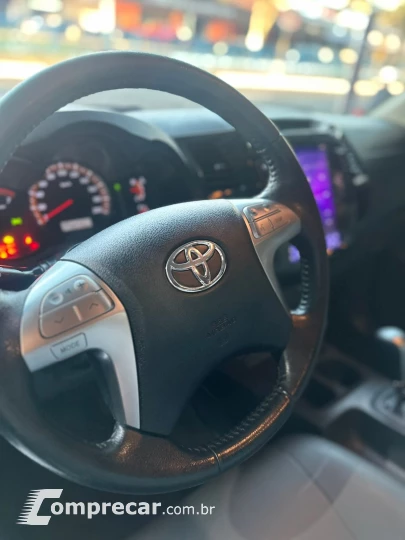 HILUX 2.7 SRV 4X2 CD 16V