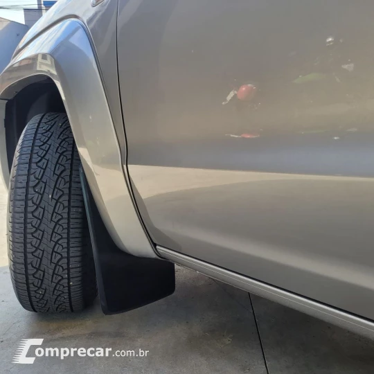 AMAROK Trendline CD 2.0 TDI 4X4 Dies Aut
